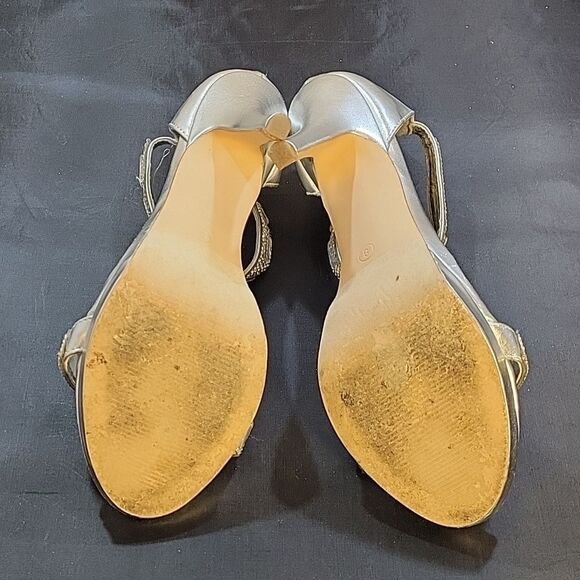 DOLCE BY MOJO MAXY JEWEL EMBELLISHMENTS ROUND TOE HIGH HEEL STILETTOS SANDAL - Picture 14 of 14